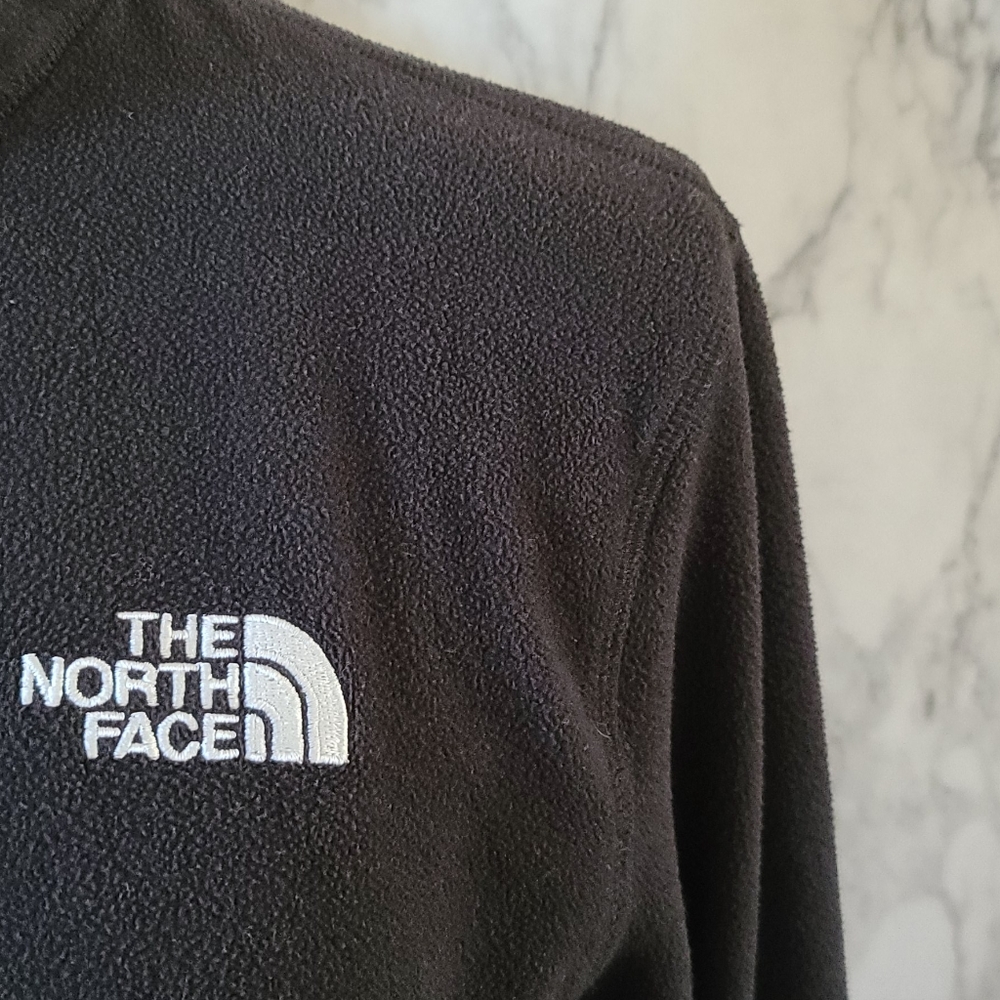 The North Face fleece size small - Picture 2 of 5